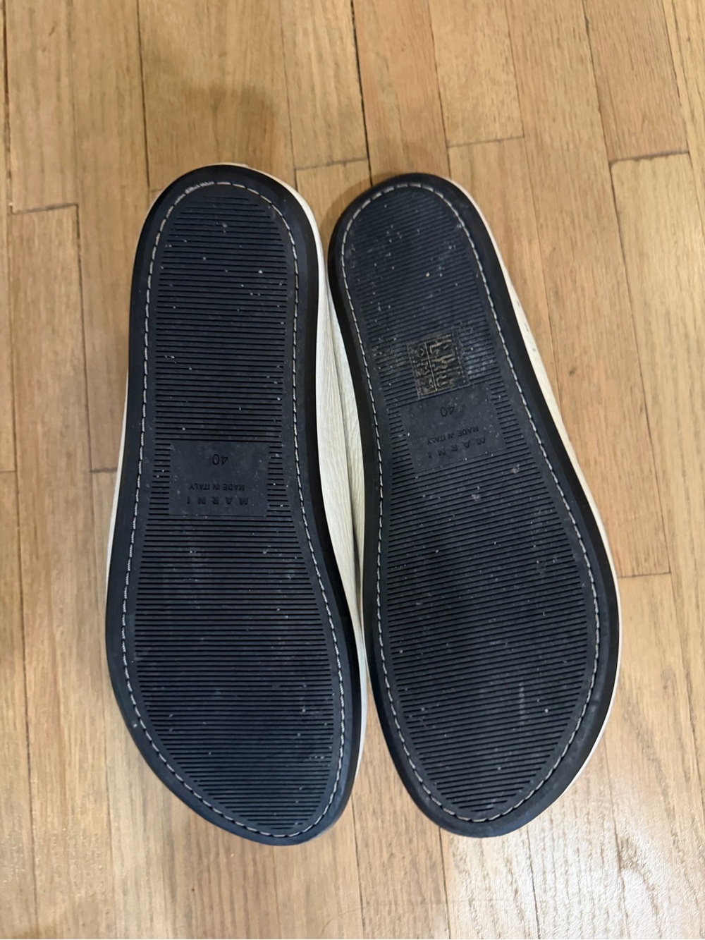 Marni Cream Textured Leather Slip-On Mules - Picture 4 of 5
